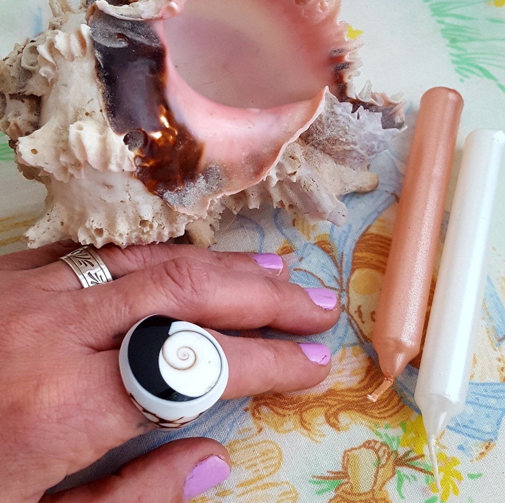 Natural Shell Ring - image 3